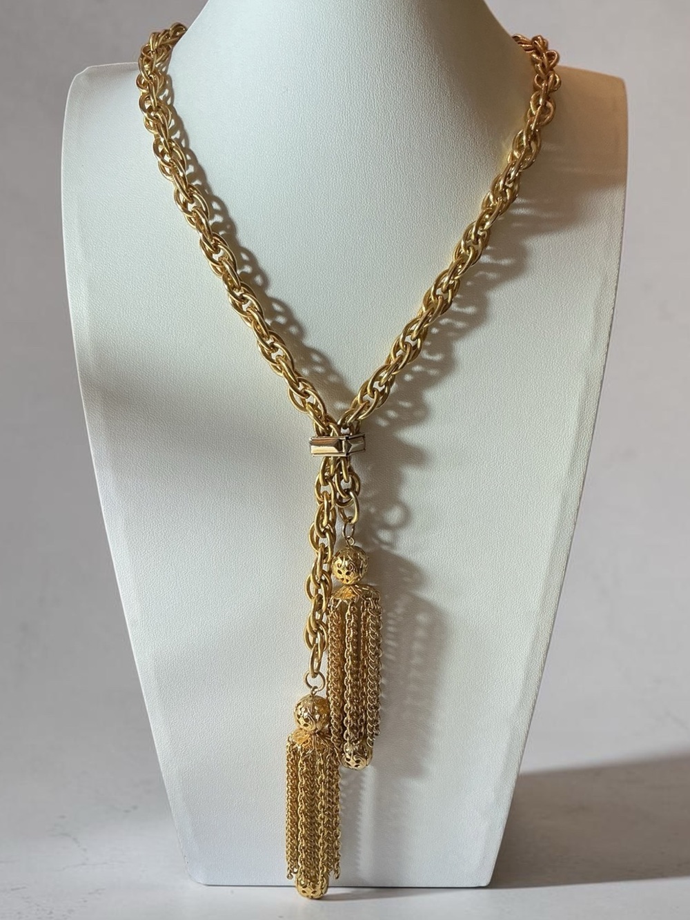 Gold Tone Chain Lariat Necklace Filigree Ball Tassel Pendant